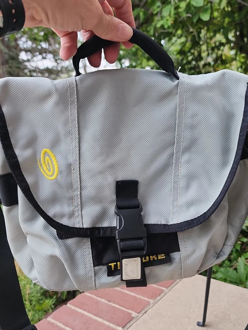 Timbuk2 Light Gray Messenger Bag with Black Trim and Yellow Logo